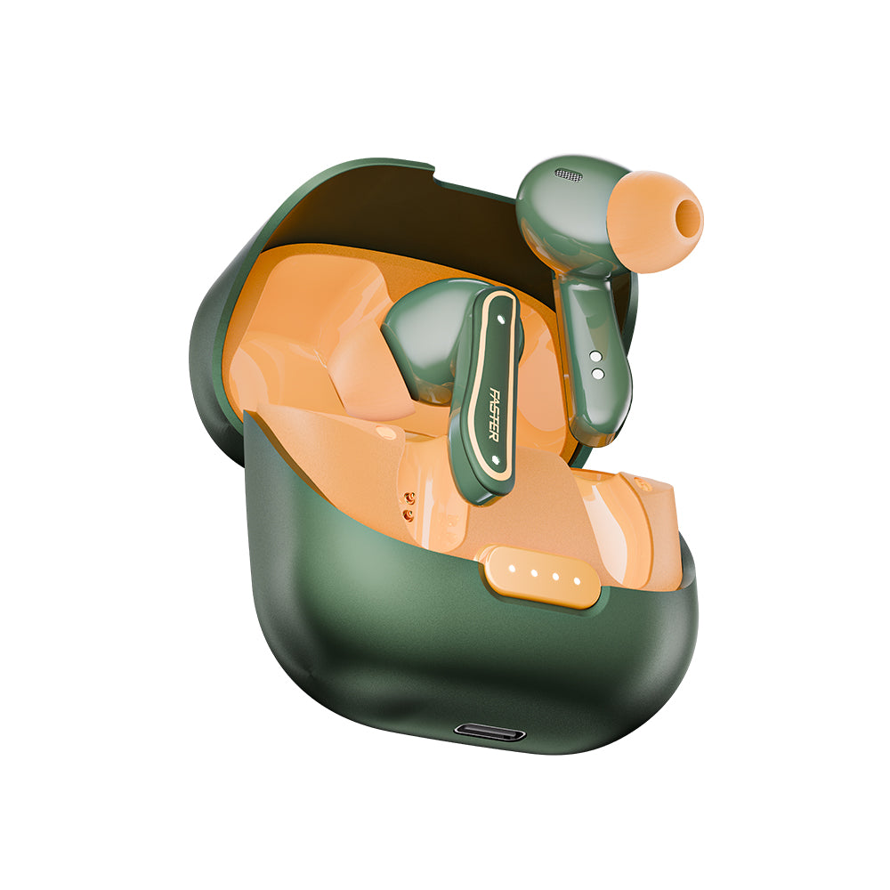 ROAR earbuds with immersive stereo sound